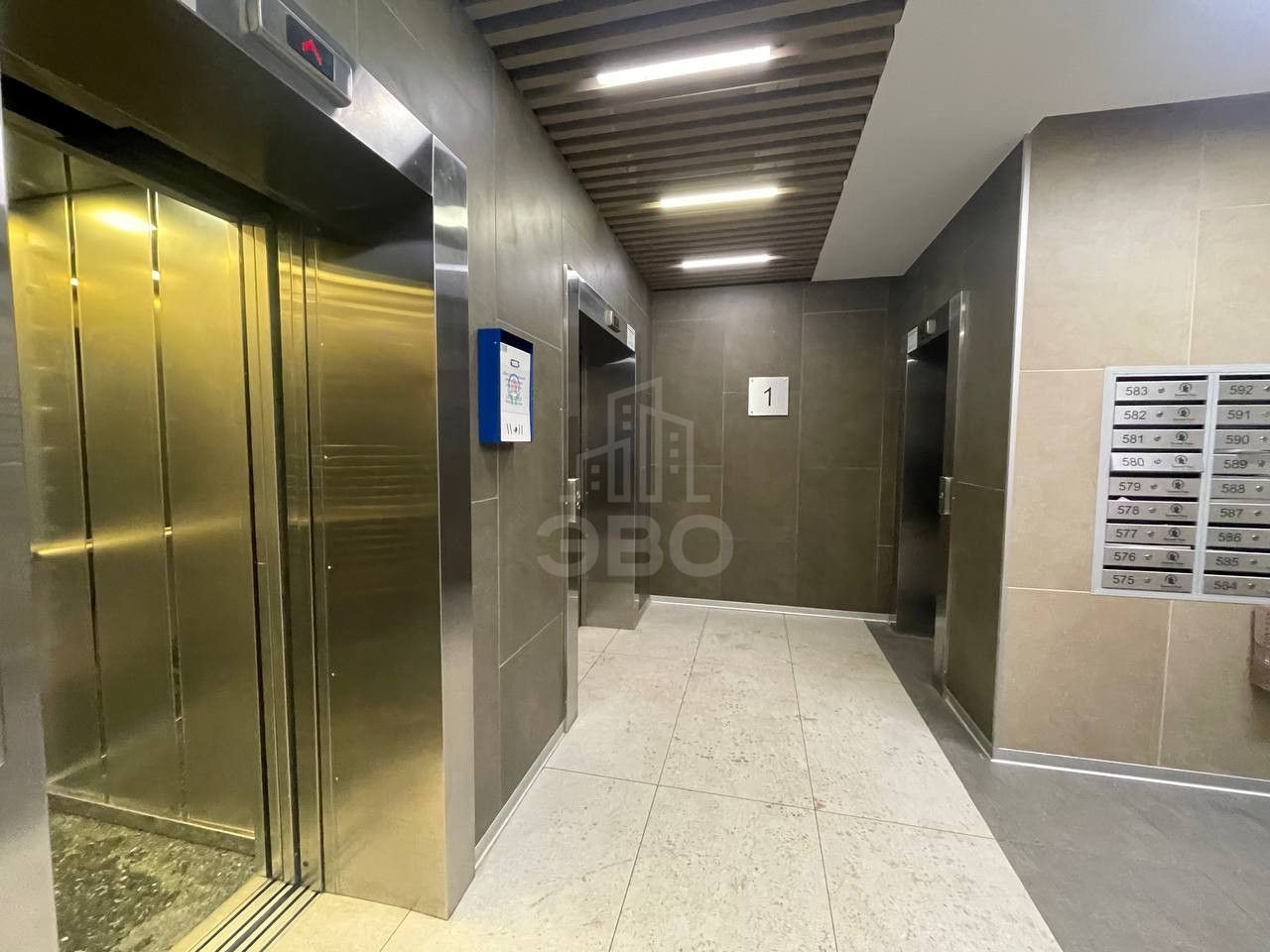 однокомнатная квартира в Санкт-Петербурге по адресу: Среднерогатская ул., 13, к 1