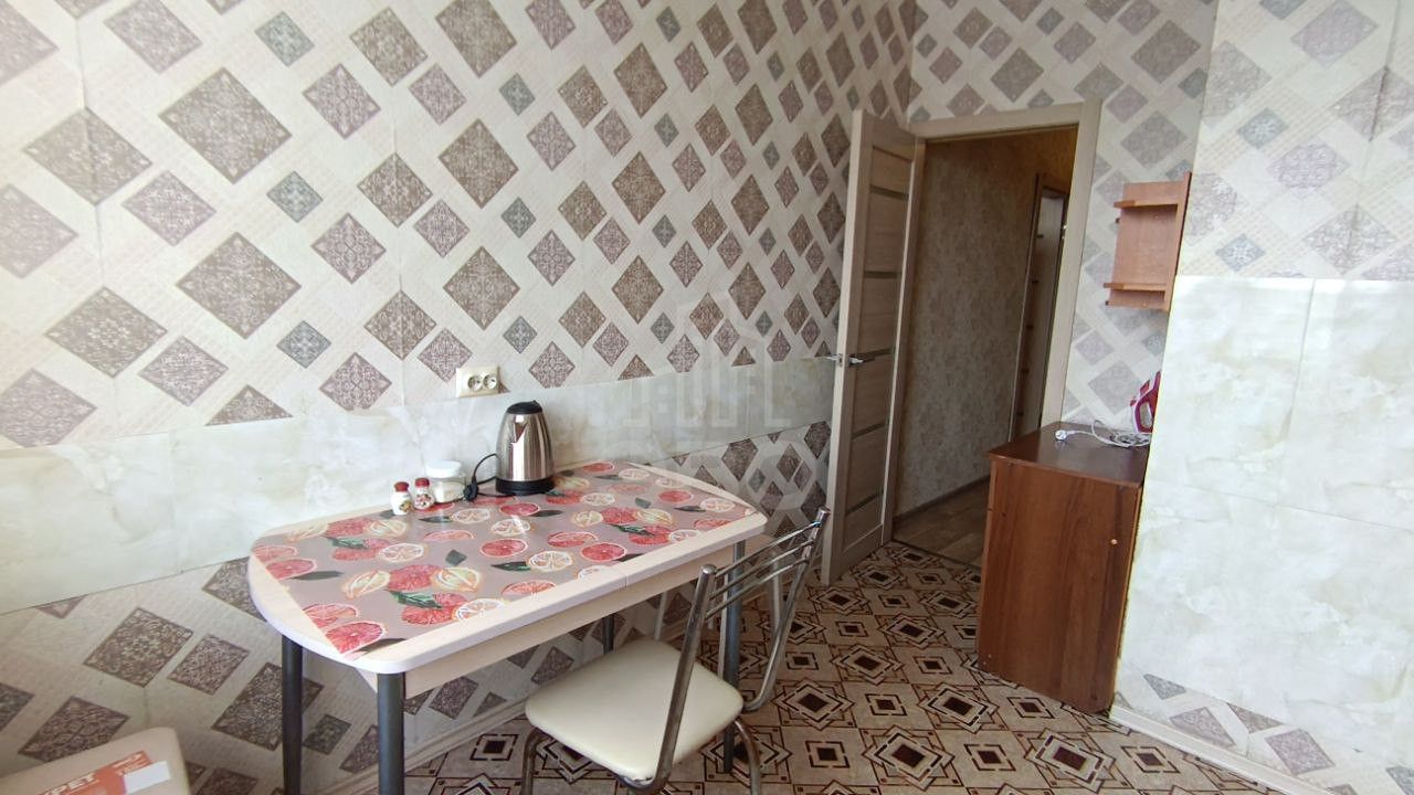 однокомнатная квартира в Санкт-Петербурге по адресу: Энгельса проспект, 132, к 1