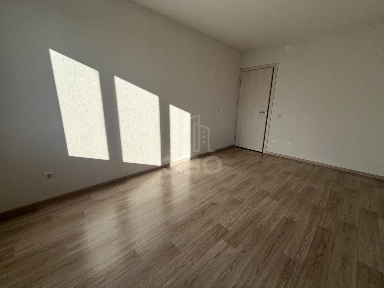 трехкомнатная квартира в Санкт-Петербурге по адресу: Ленинский проспект, 68