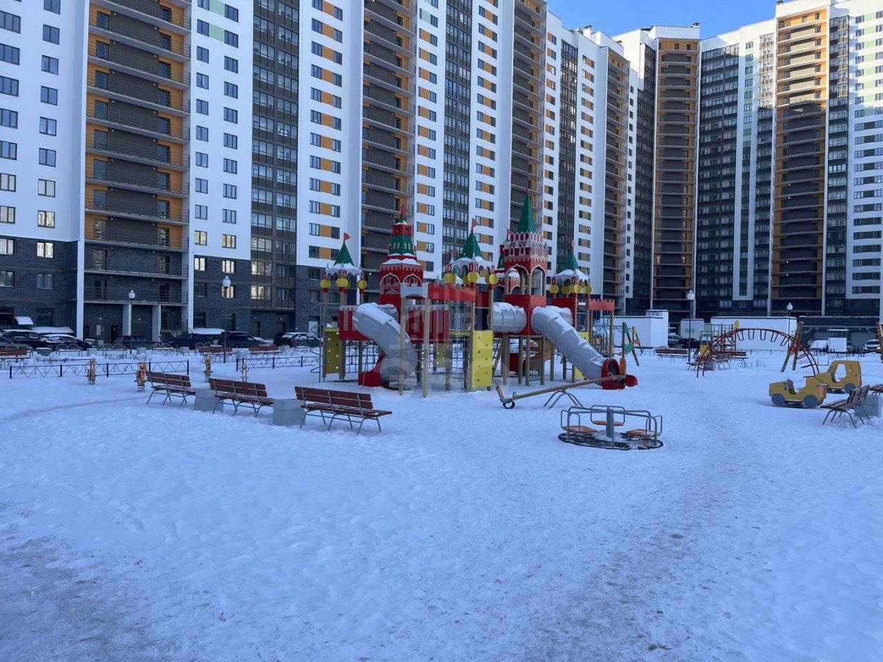 трехкомнатная квартира в Санкт-Петербурге по адресу: Ленинский проспект, 68