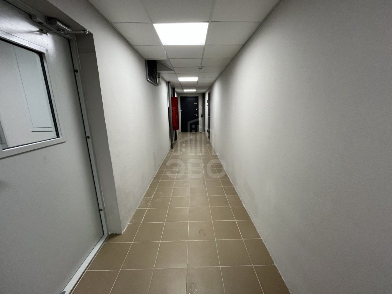 трехкомнатная квартира в Санкт-Петербурге по адресу: Ленинский проспект, 68