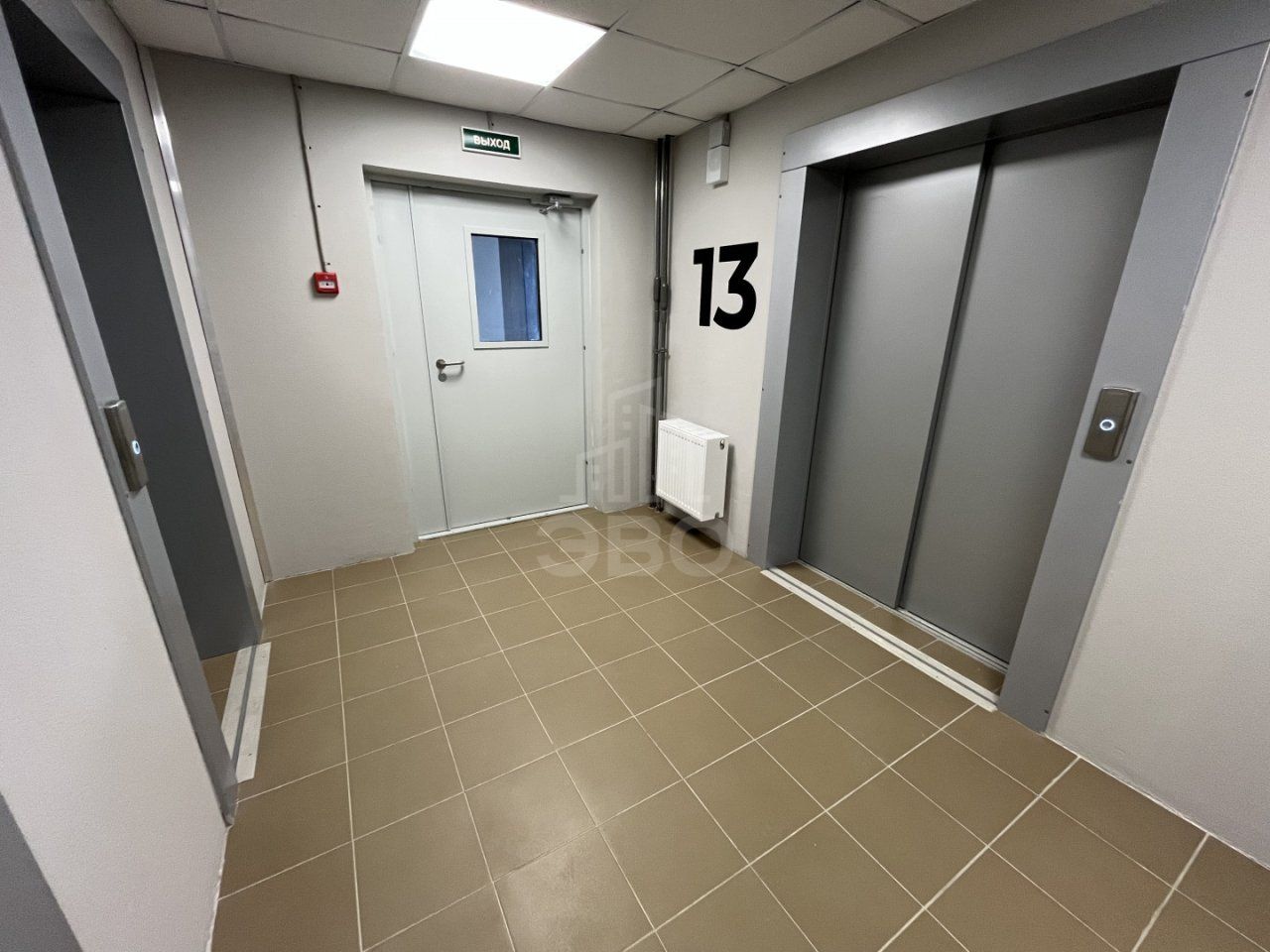 трехкомнатная квартира в Санкт-Петербурге по адресу: Ленинский проспект, 68