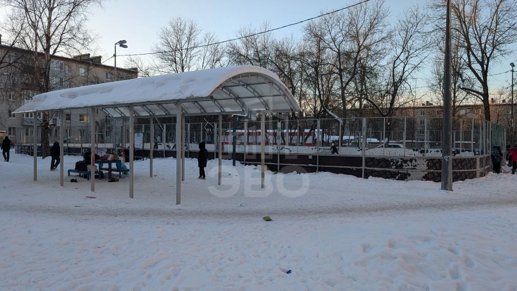 двухкомнатная квартира в Санкт-Петербурге по адресу: Первого Мая ул., 79