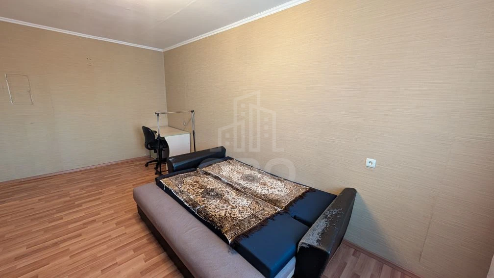 двухкомнатная квартира в Санкт-Петербурге по адресу: Первого Мая ул., 79