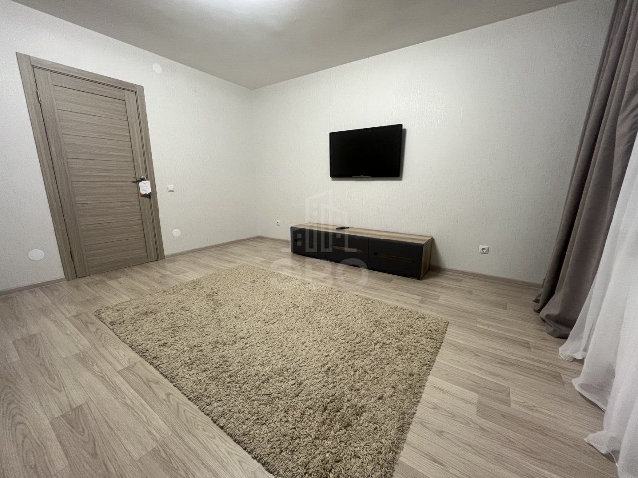 трехкомнатная квартира в Санкт-Петербурге по адресу: Ленинский проспект, 68