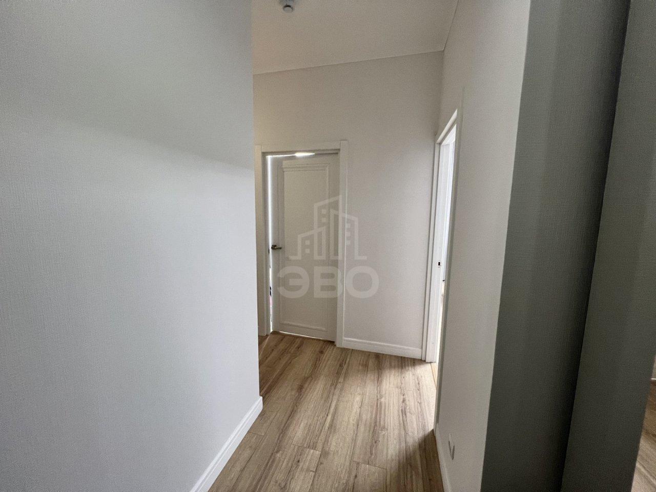 трехкомнатная квартира в Санкт-Петербурге по адресу: Миклухо Маклая наб., 3, к 1