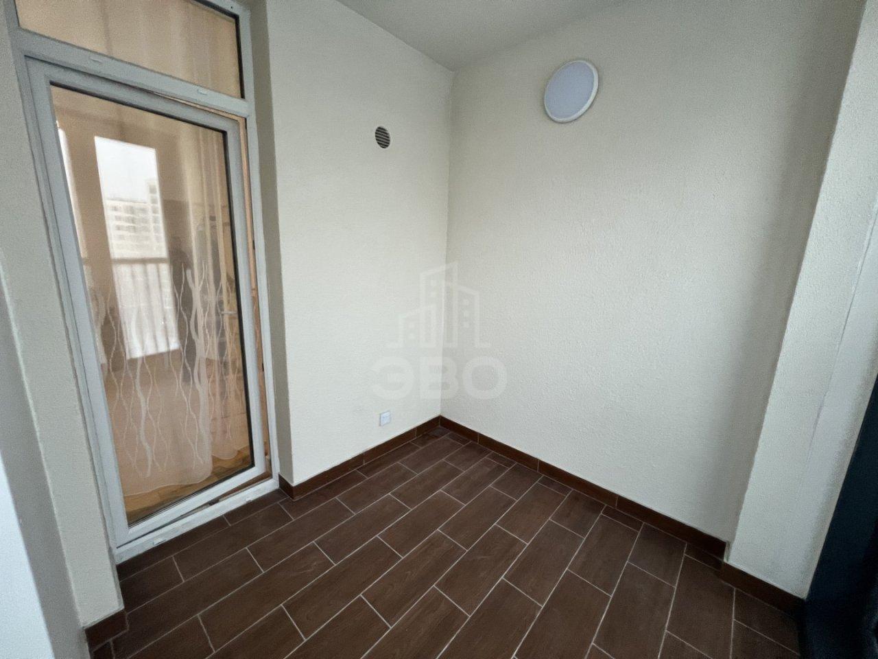 трехкомнатная квартира в Санкт-Петербурге по адресу: Миклухо Маклая наб., 3, к 1