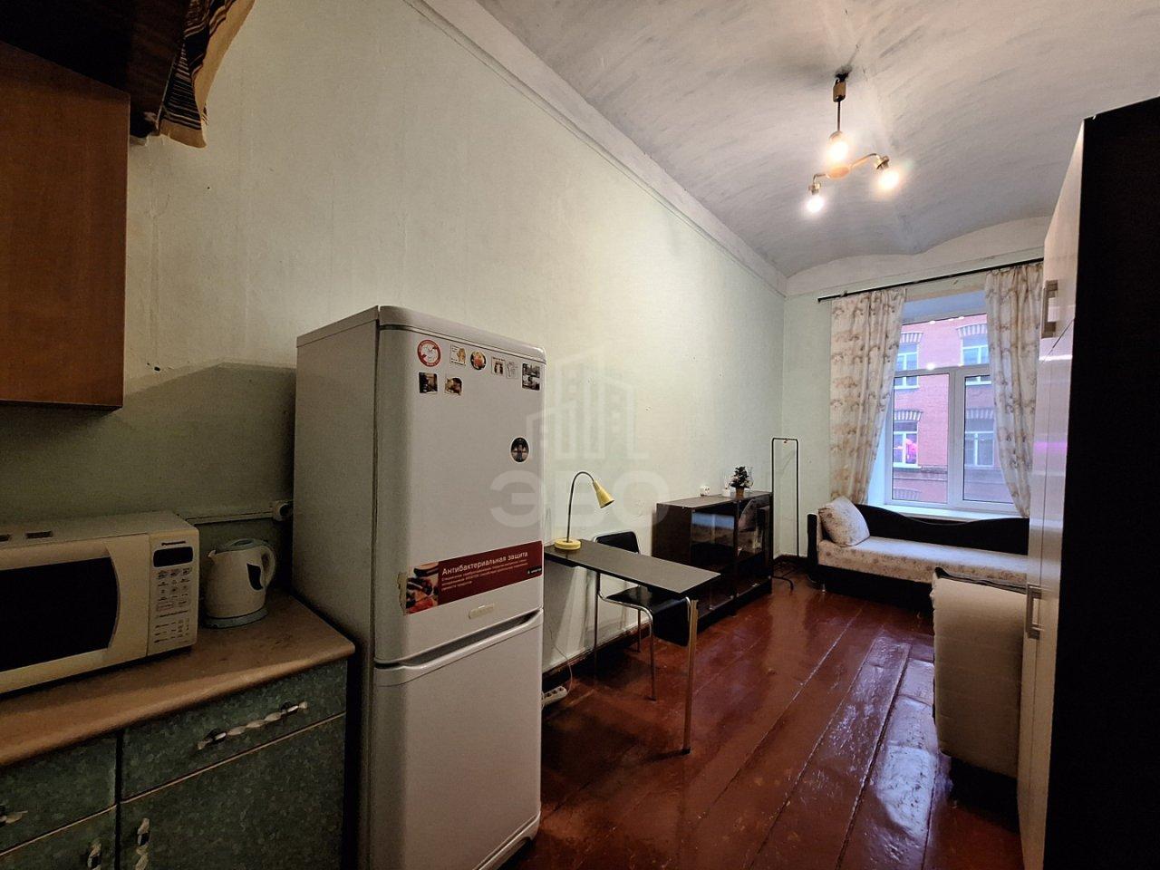 комната в Санкт-Петербурге по адресу: Нарвский проспект, 9, к 3