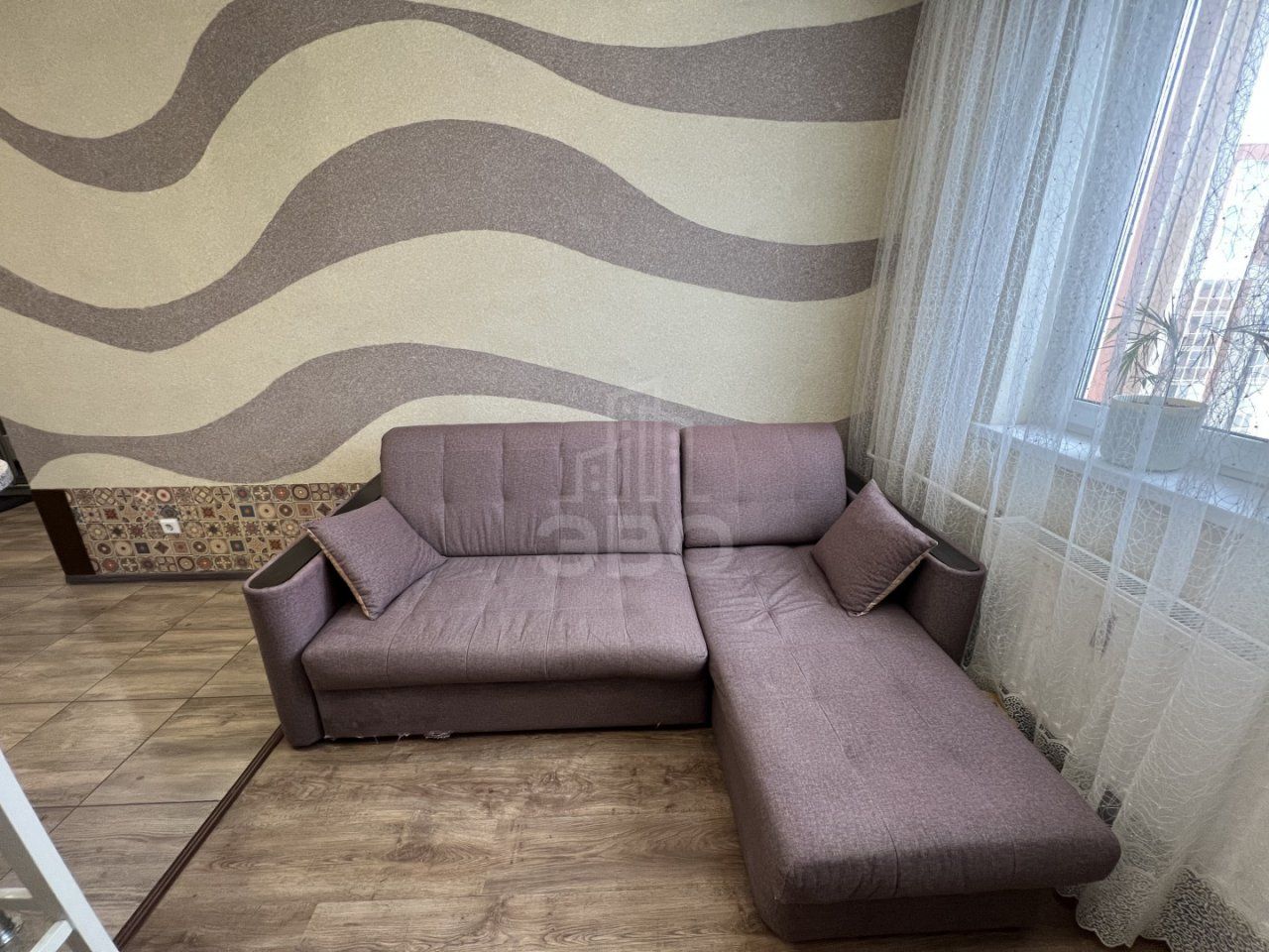 однокомнатная квартира в Ленинградской области по адресу: Оборонная ул., 37, к 1