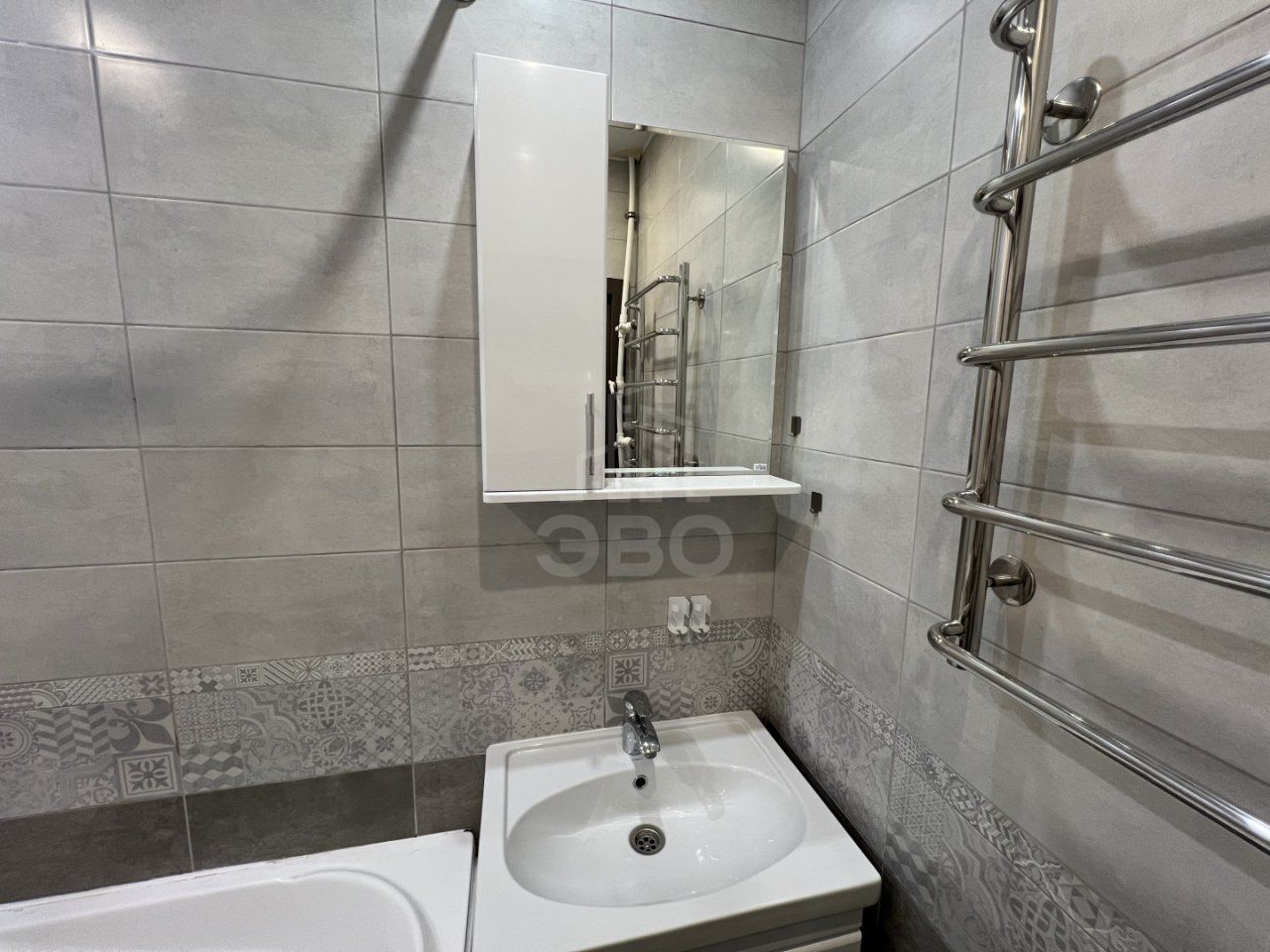 однокомнатная квартира в Ленинградской области по адресу: Оборонная ул., 37, к 1