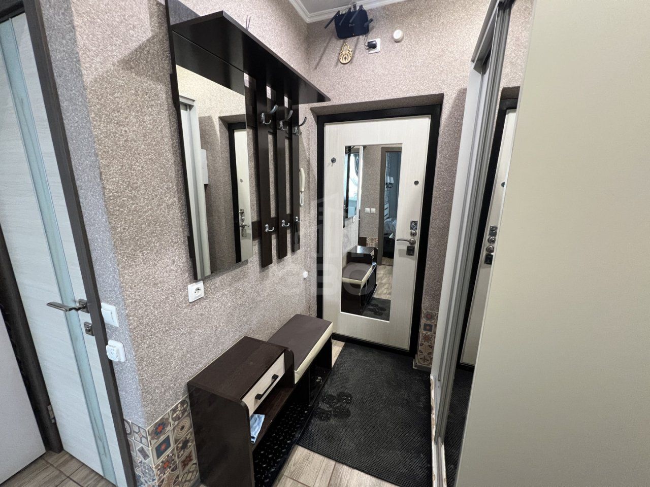 однокомнатная квартира в Ленинградской области по адресу: Оборонная ул., 37, к 1