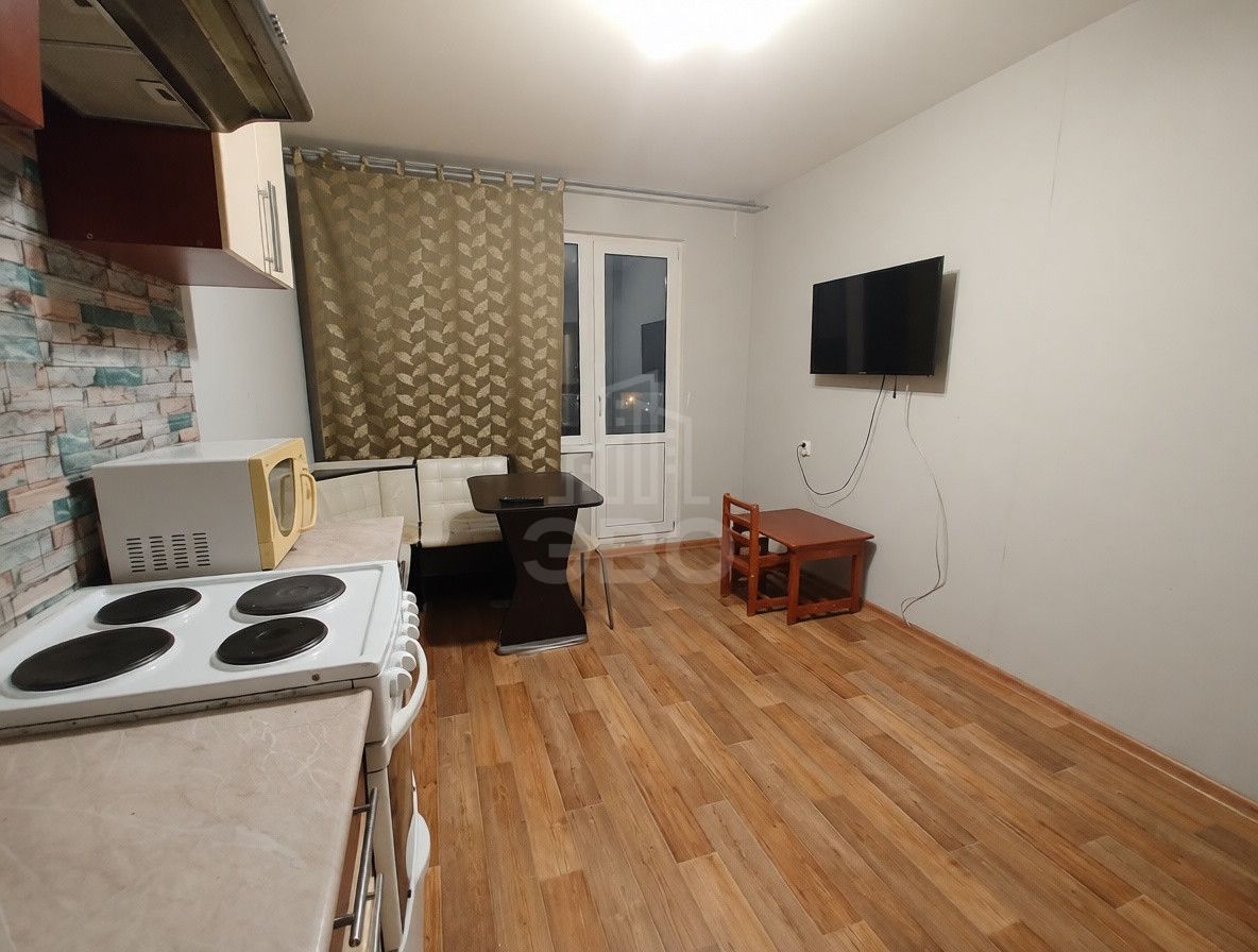 двухкомнатная квартира в Санкт-Петербурге по адресу: Маршака проспект, 12, к 2