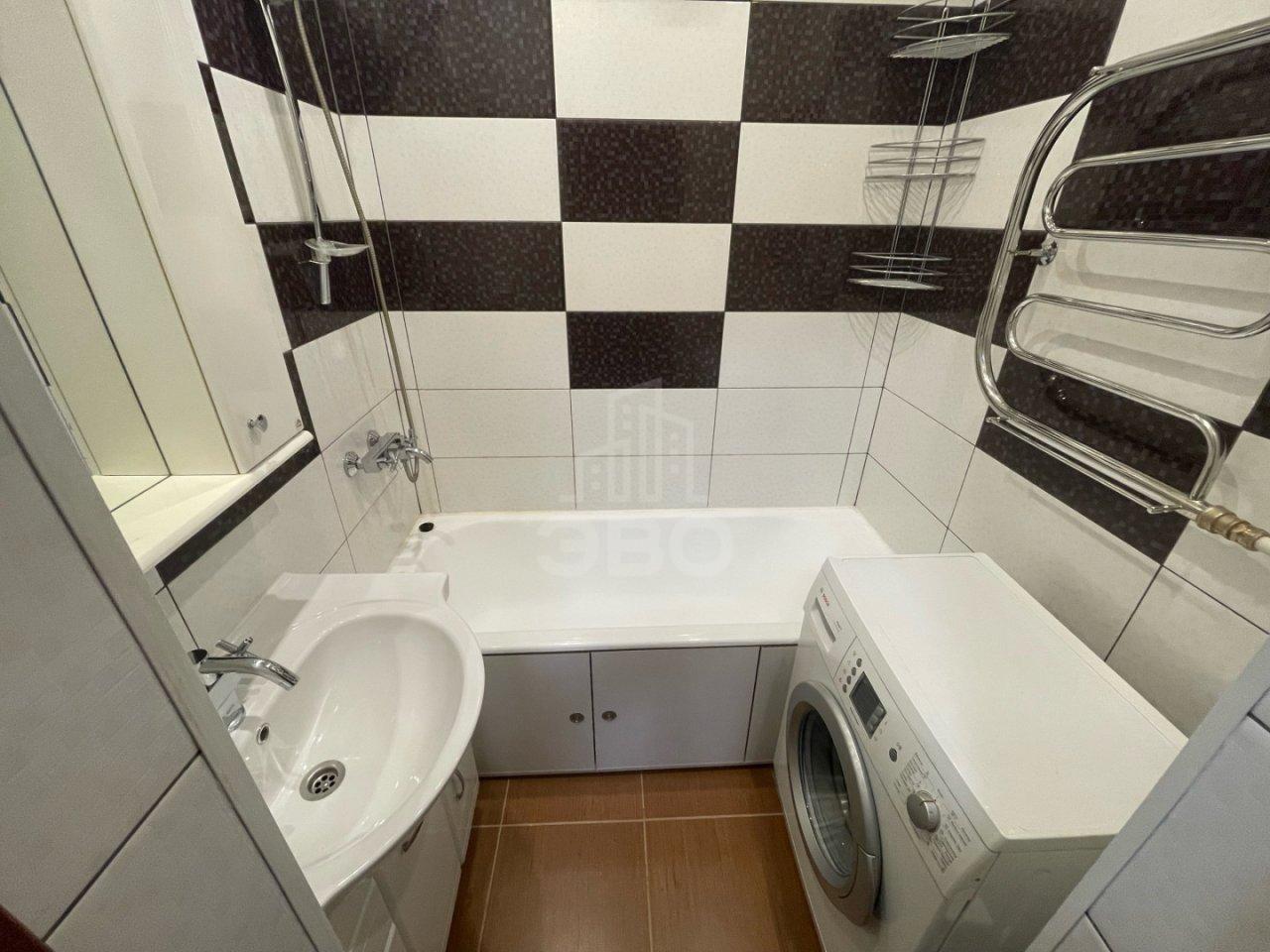 однокомнатная квартира в Санкт-Петербурге по адресу: Школьная ул., 14