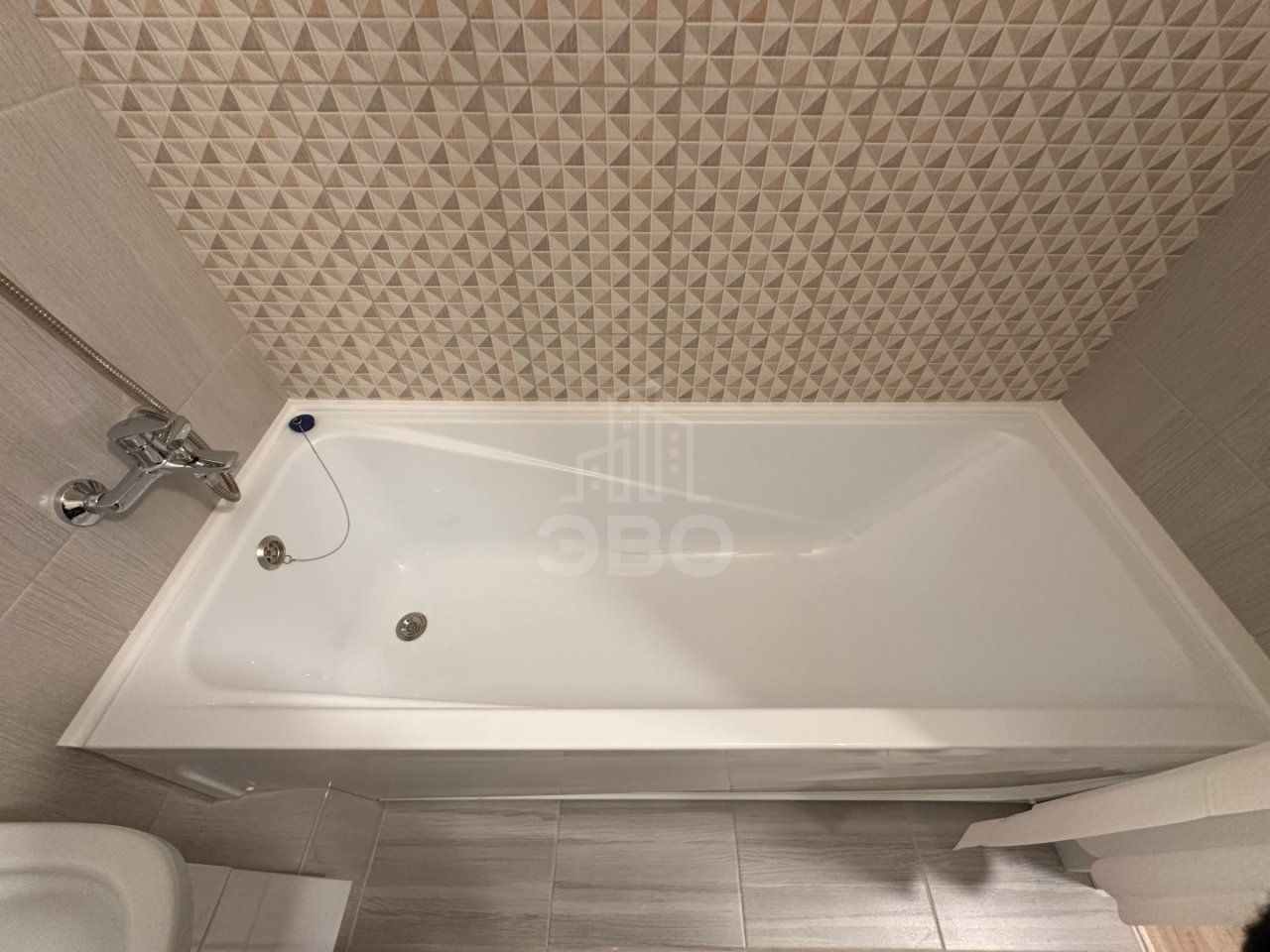 студия в Ленинградской области по адресу: Ясная ул., 20, к 6