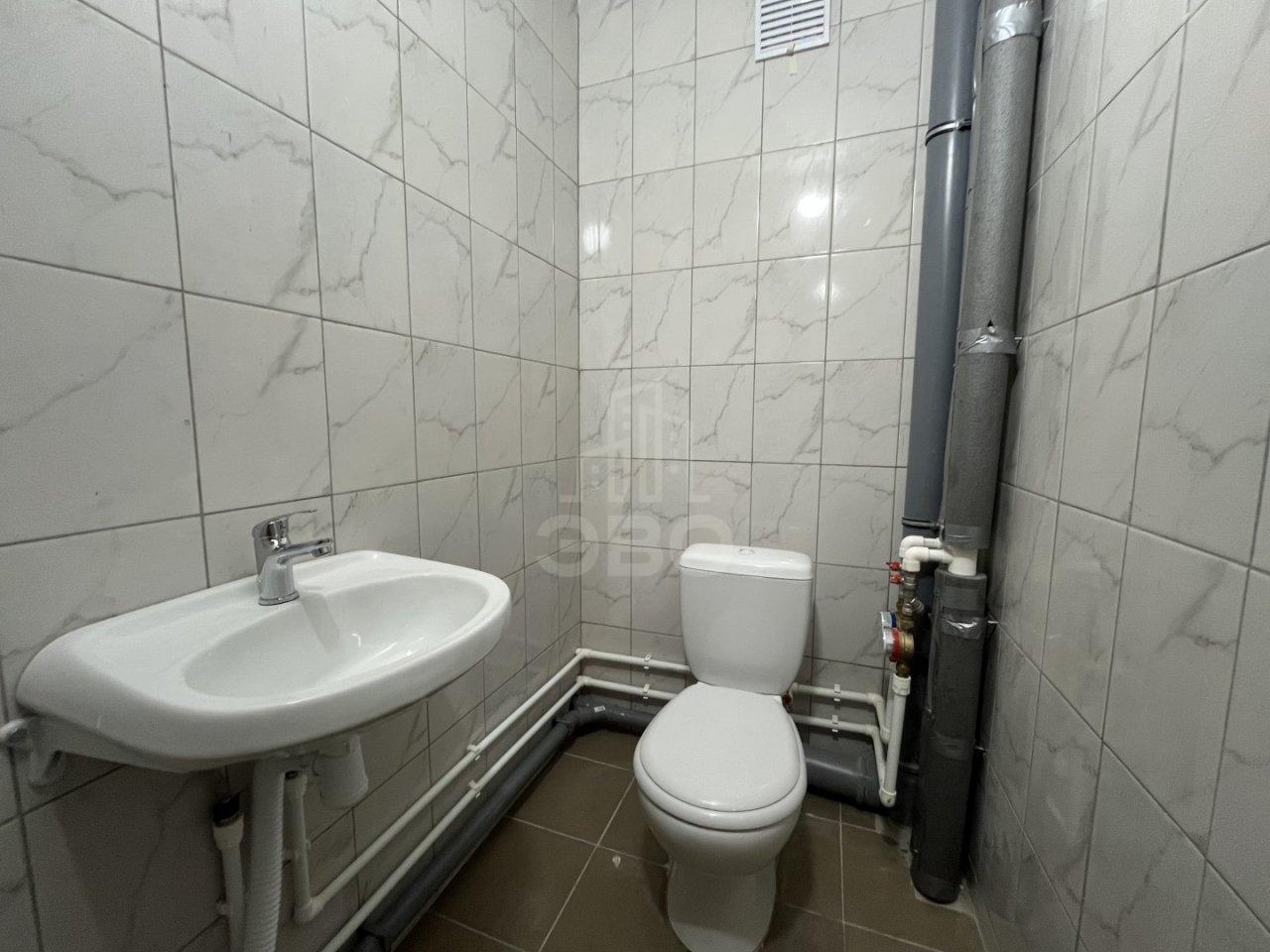 трехкомнатная квартира в Санкт-Петербурге по адресу: Ленинский проспект, 68