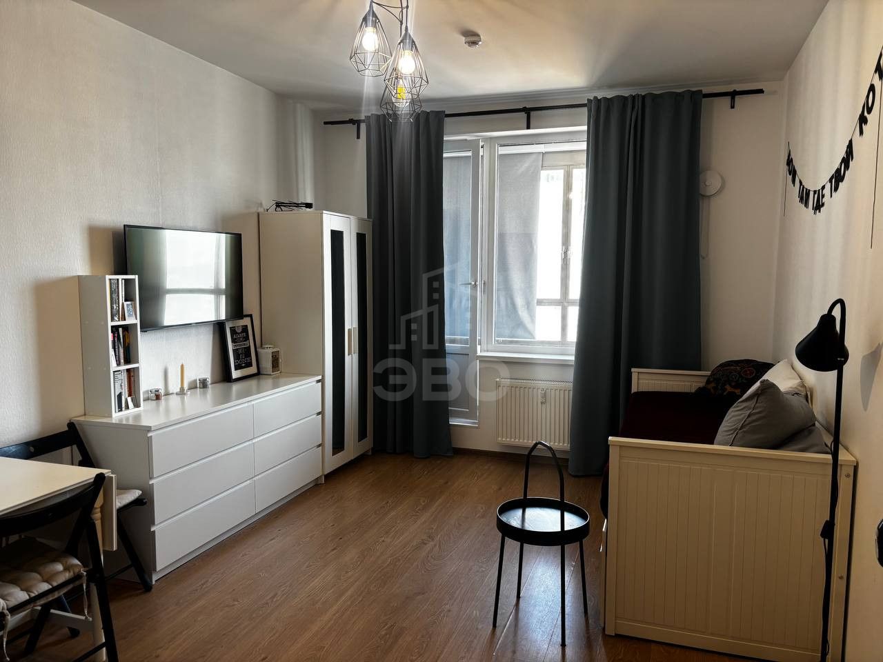 студия в Ленинградской области по адресу: Английская ул., 3, к 2