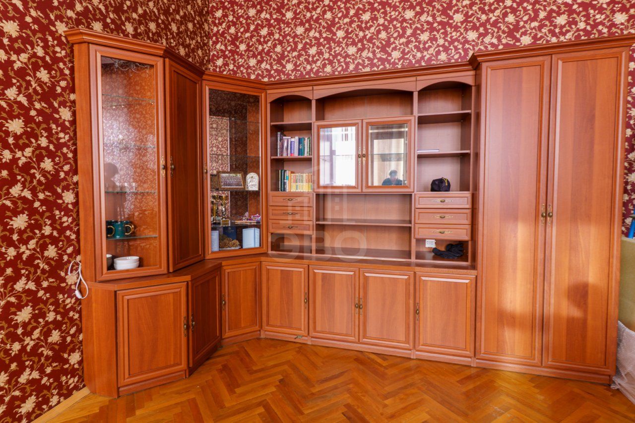 двухкомнатная квартира в Санкт-Петербурге по адресу: Шпалерная ул., 30