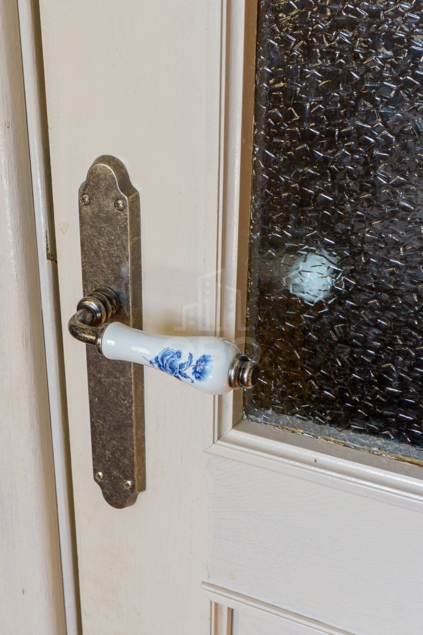 двухкомнатная квартира в Санкт-Петербурге по адресу: Шпалерная ул., 30