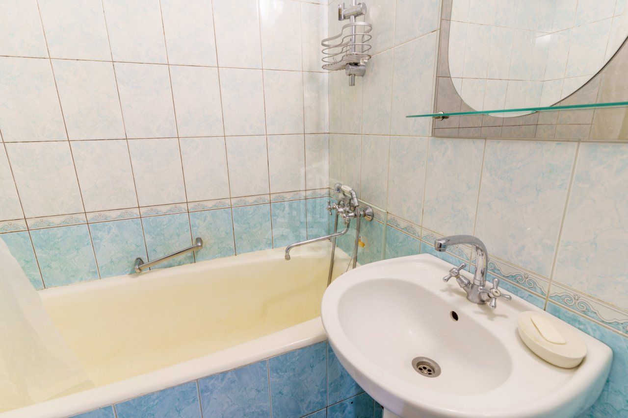 двухкомнатная квартира в Санкт-Петербурге по адресу: Шпалерная ул., 30