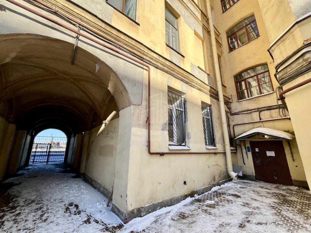 двухкомнатная квартира в Санкт-Петербурге по адресу: Шпалерная ул., 30