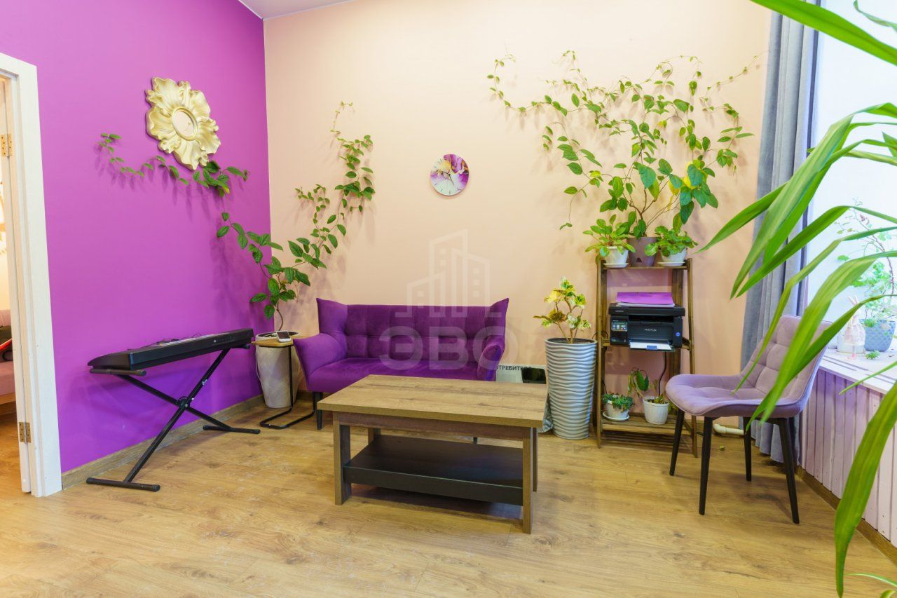 коммерция в Санкт-Петербурге по адресу: 2-я В.О. линия, 13/6