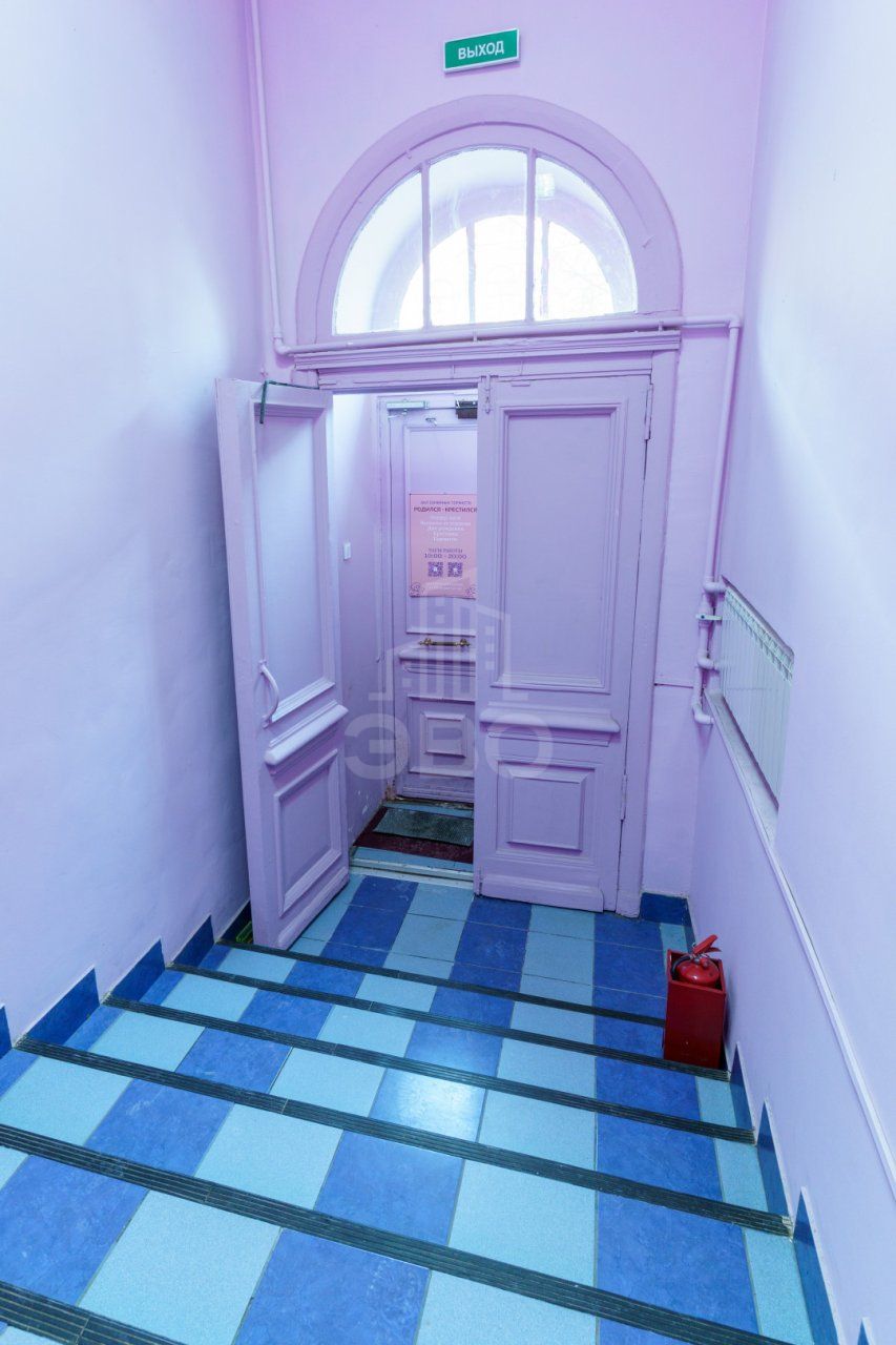 коммерция в Санкт-Петербурге по адресу: 2-я В.О. линия, 13/6