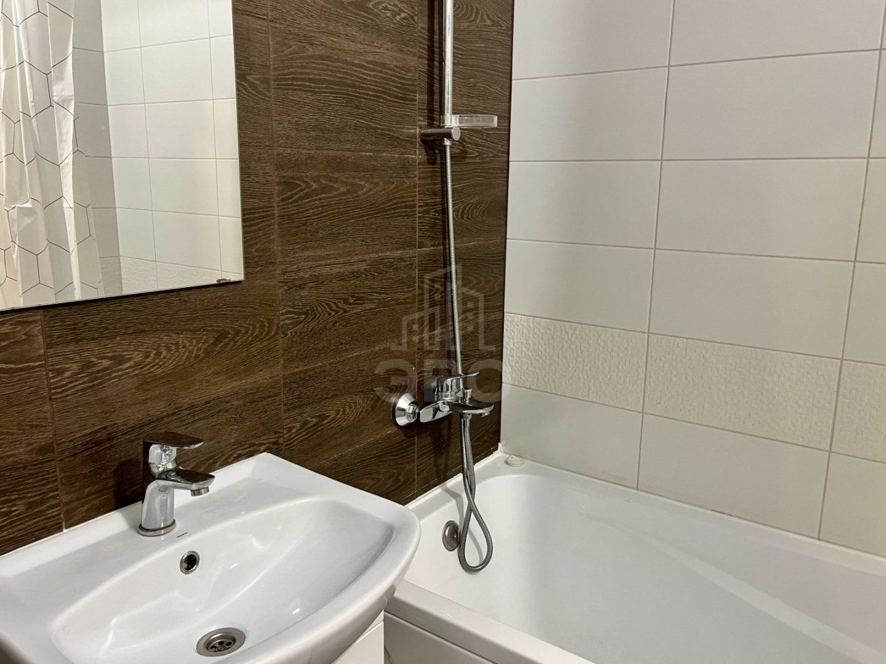 однокомнатная квартира в Санкт-Петербурге по адресу: Арцеуловская аллея, 15, к 1, строение 1