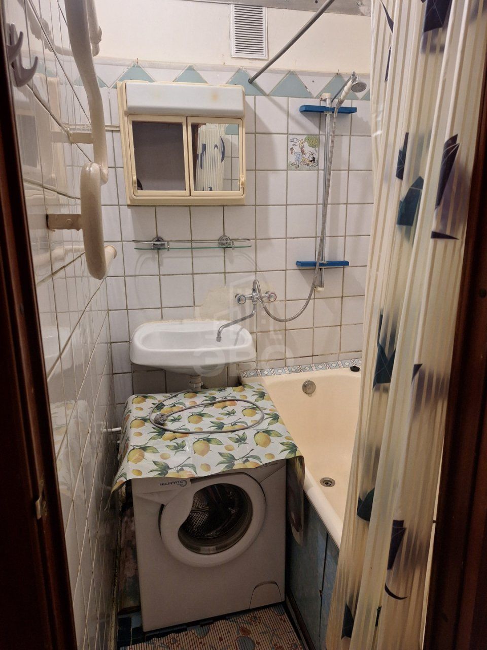 однокомнатная квартира в Санкт-Петербурге по адресу: Луначарского проспект, 21, к 4