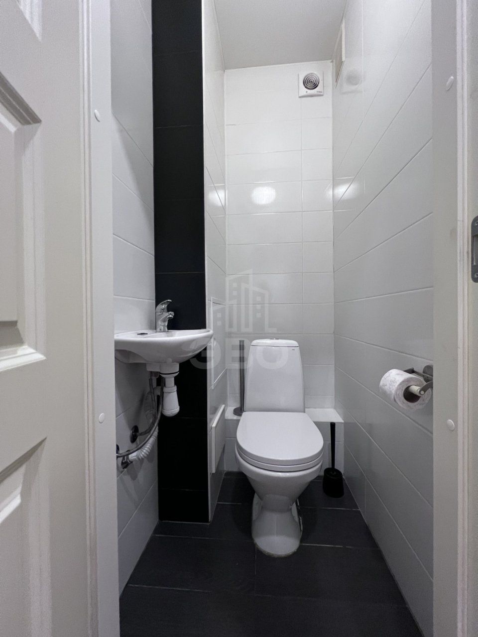 однокомнатная квартира в Санкт-Петербурге по адресу: Кременчугская ул., 17, к 3