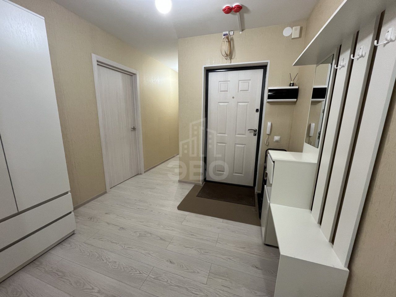 трехкомнатная квартира в Санкт-Петербурге по адресу: Ленинский проспект, 68