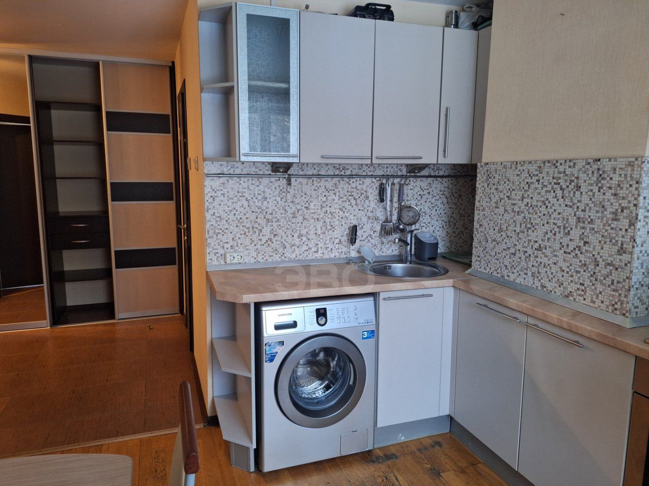 двухкомнатная квартира в Санкт-Петербурге по адресу: Энгельса проспект, 16, к 2