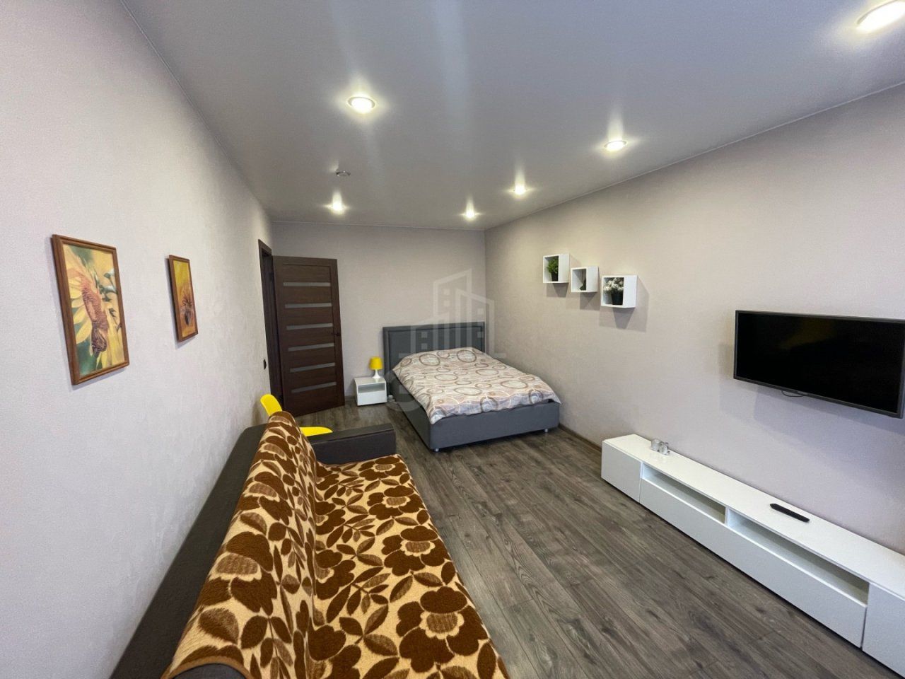 однокомнатная квартира в Санкт-Петербурге по адресу: Малая Балканская ул., 42, к 3