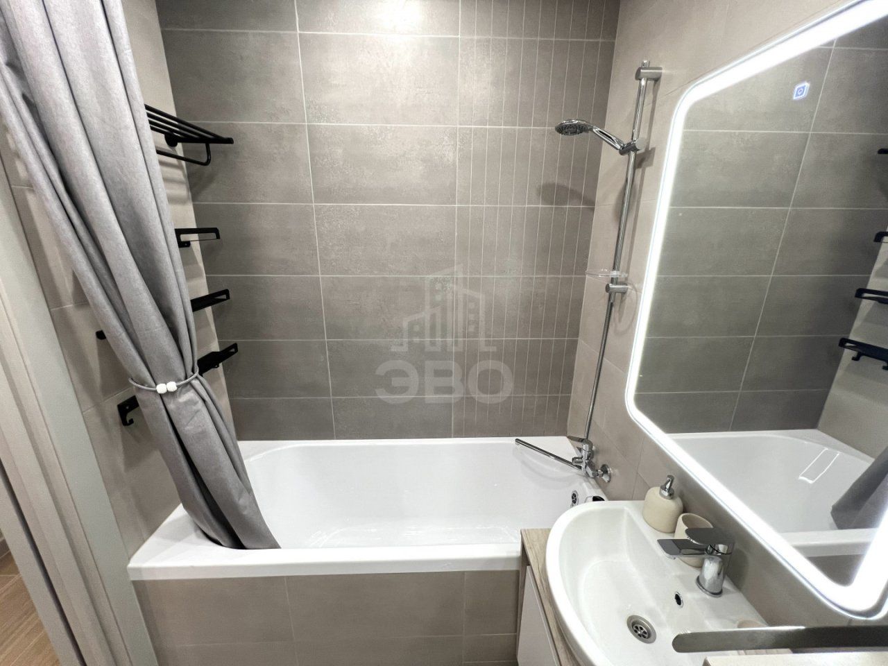 однокомнатная квартира в Ленинградской области по адресу: Воронцовский б-р., 14, к 3