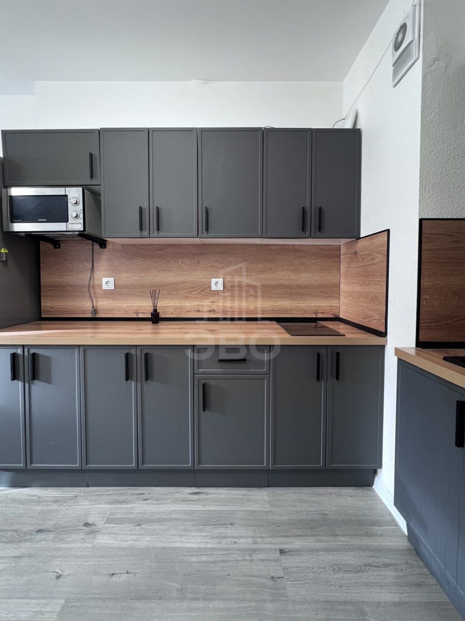 студия в Ленинградской области по адресу: Шоссе в Лаврики ул., 64, к 1