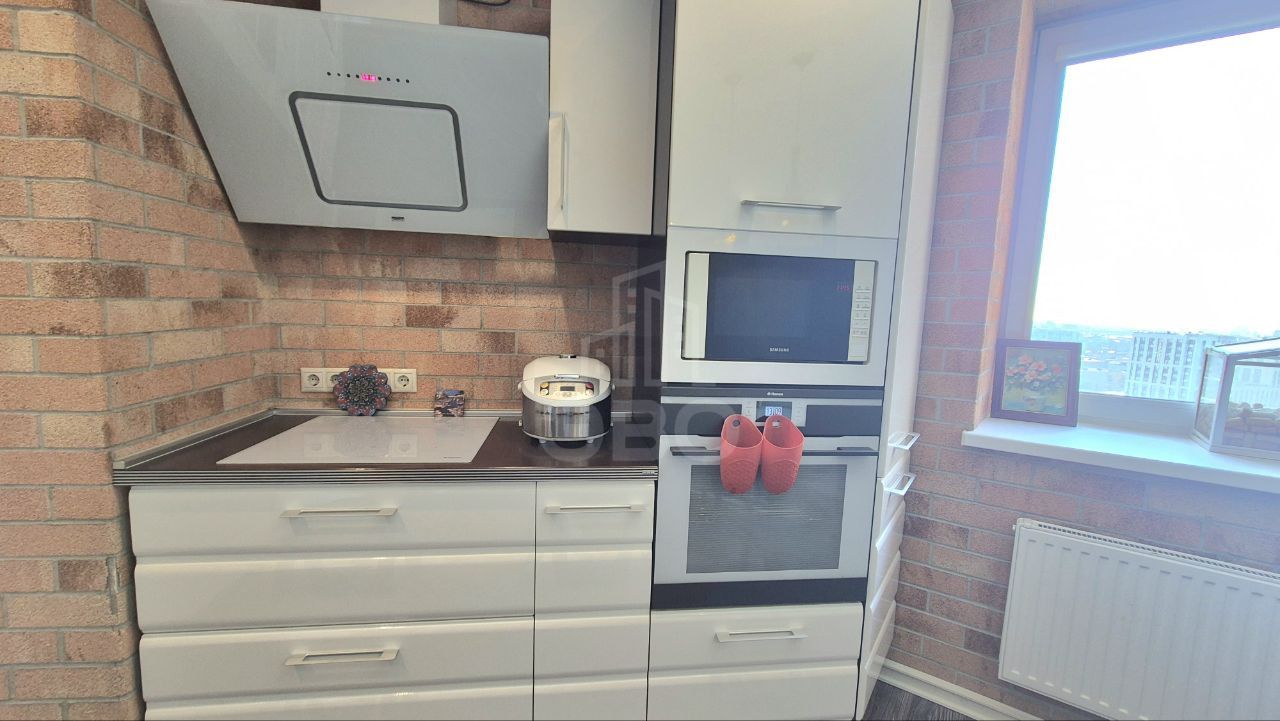 двухкомнатная квартира в Санкт-Петербурге по адресу: Кондратьевский проспект, 62, к 7