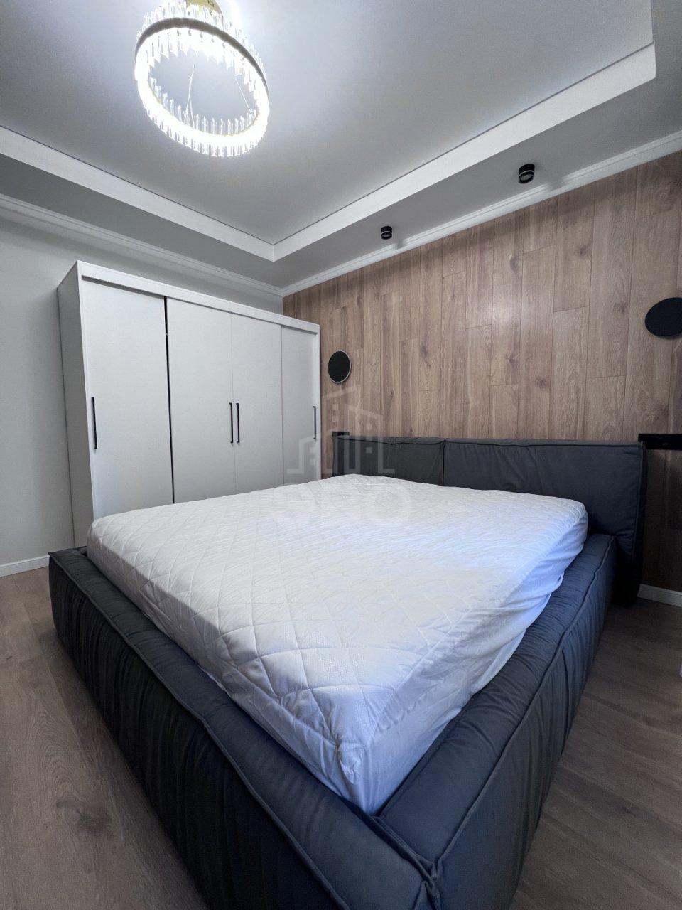 трехкомнатная квартира в Санкт-Петербурге по адресу: Марата ул., 62