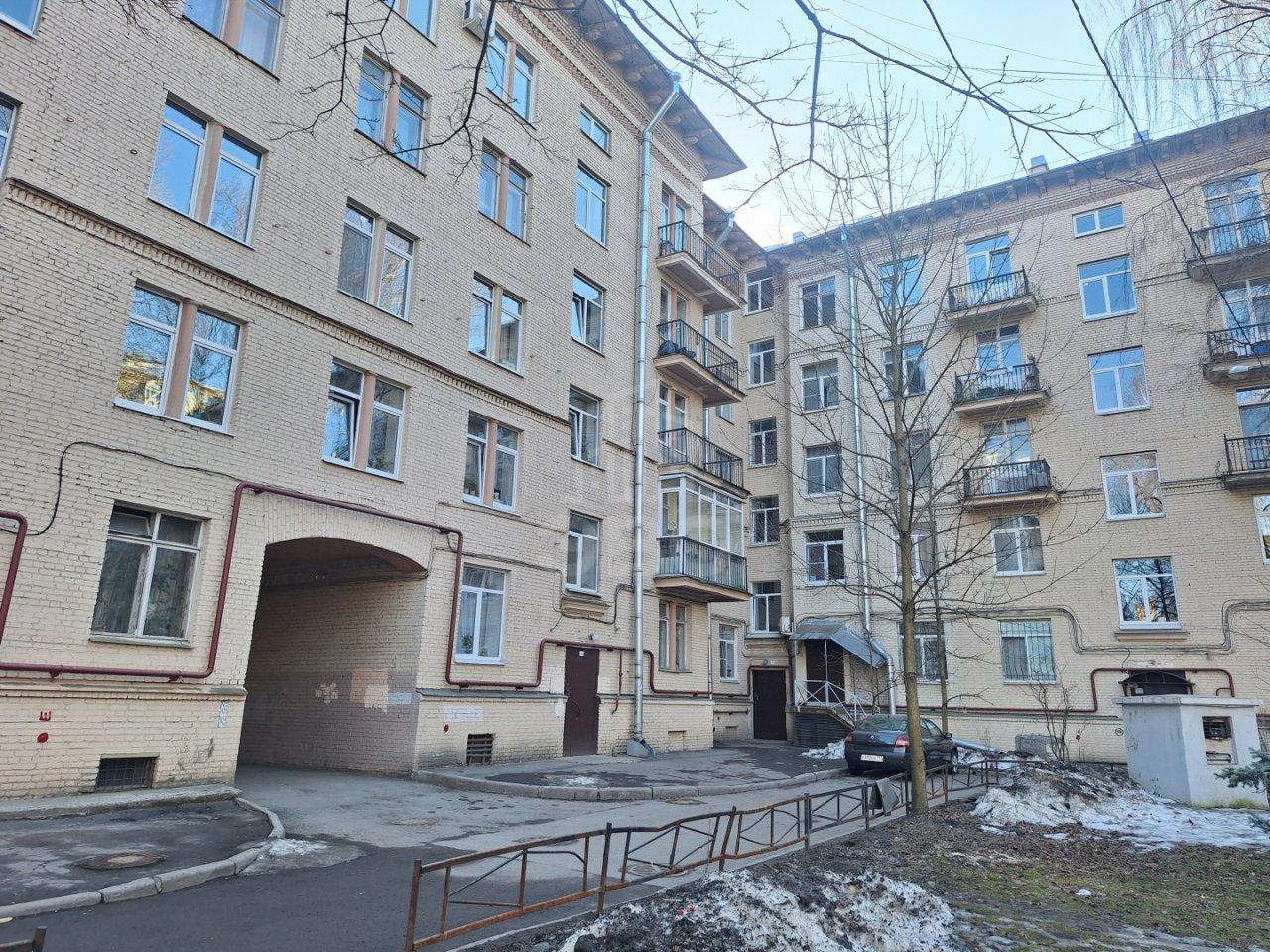 двухкомнатная квартира в Санкт-Петербурге по адресу: Энгельса проспект, 13, к 2