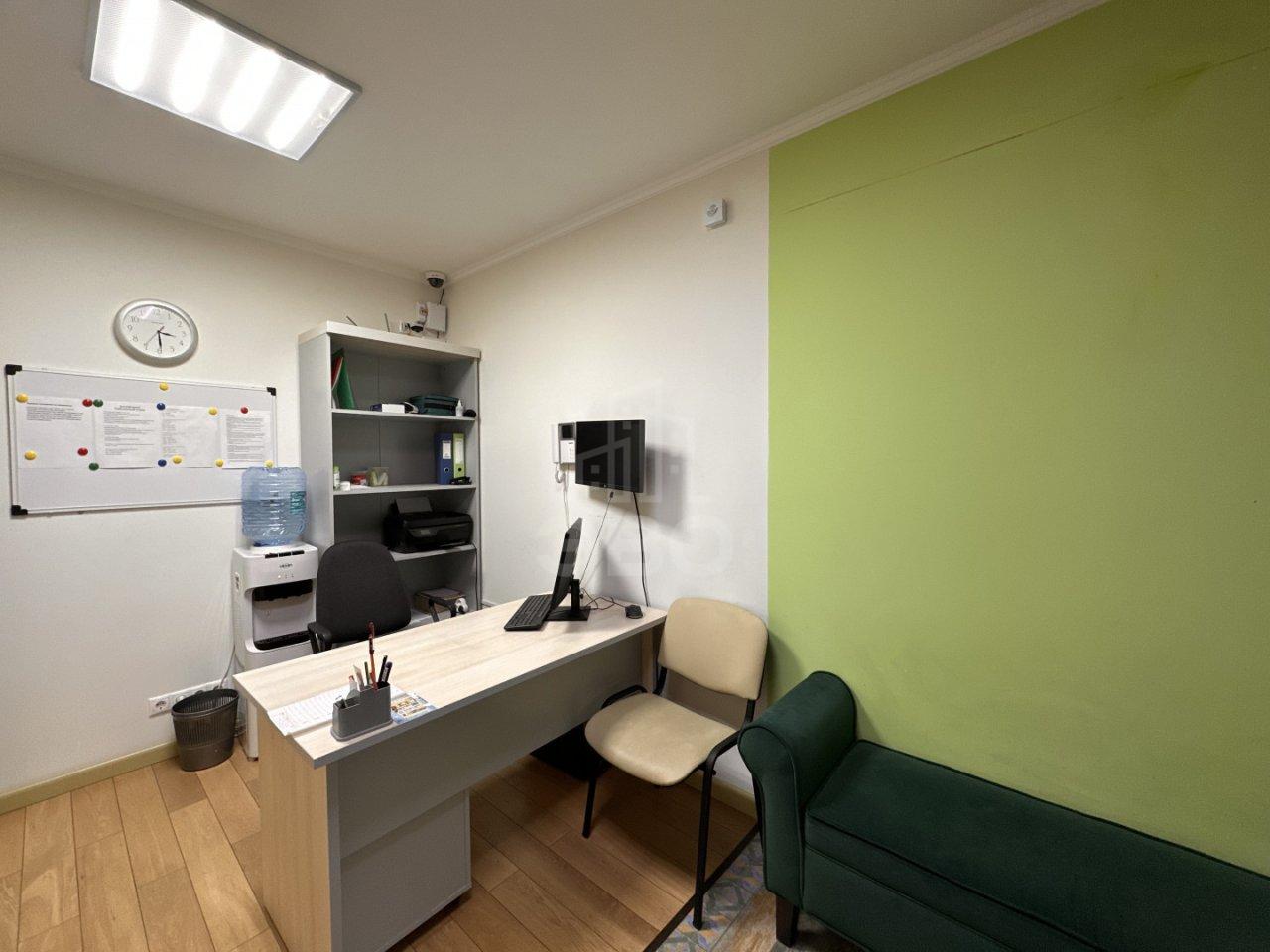 коммерция в Санкт-Петербурге по адресу: Смоленская ул., 11, к 2