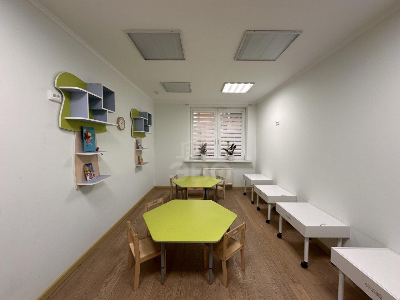 коммерция в Санкт-Петербурге по адресу: Смоленская ул., 11, к 2