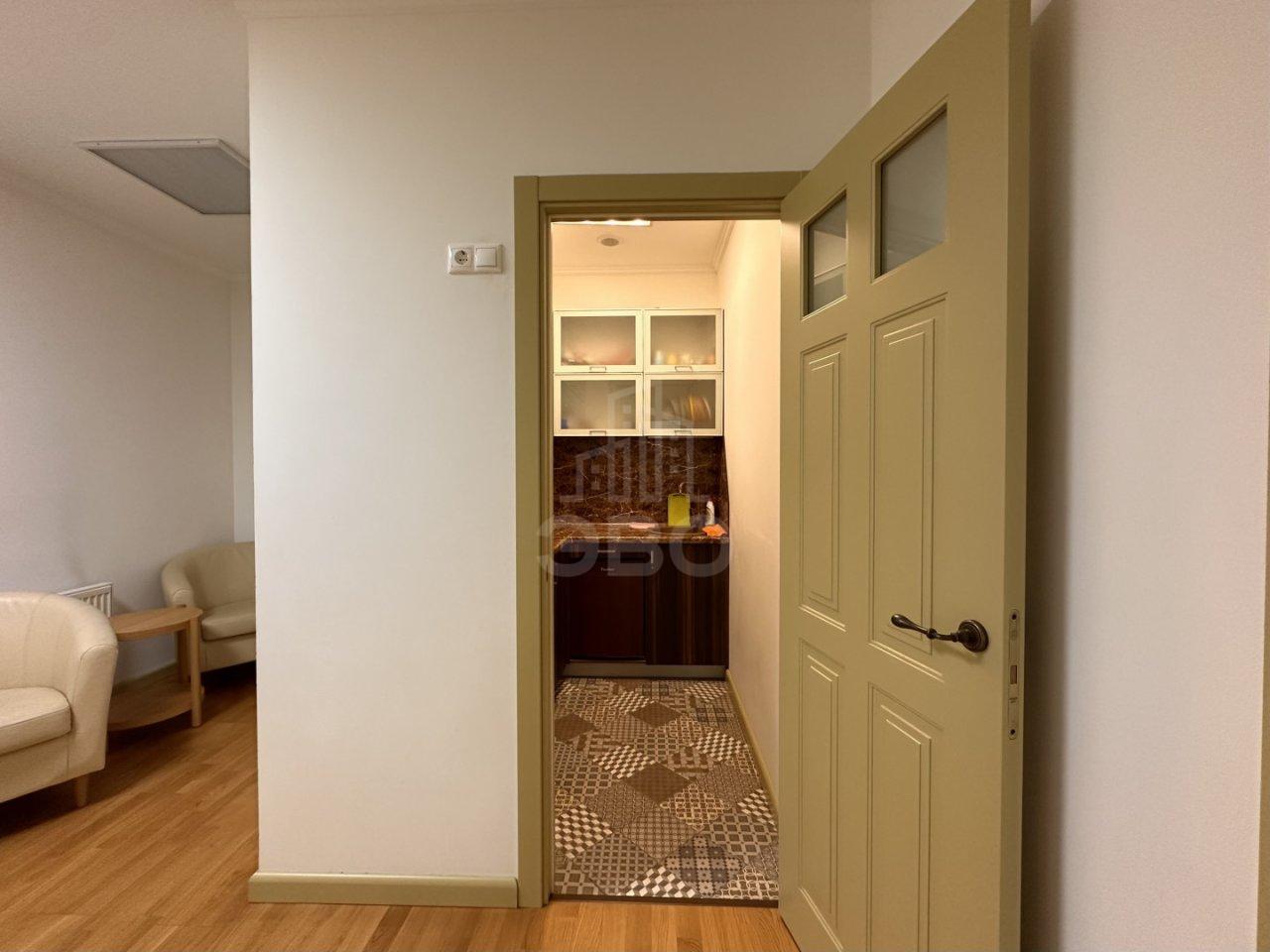 коммерция в Санкт-Петербурге по адресу: Смоленская ул., 11, к 2