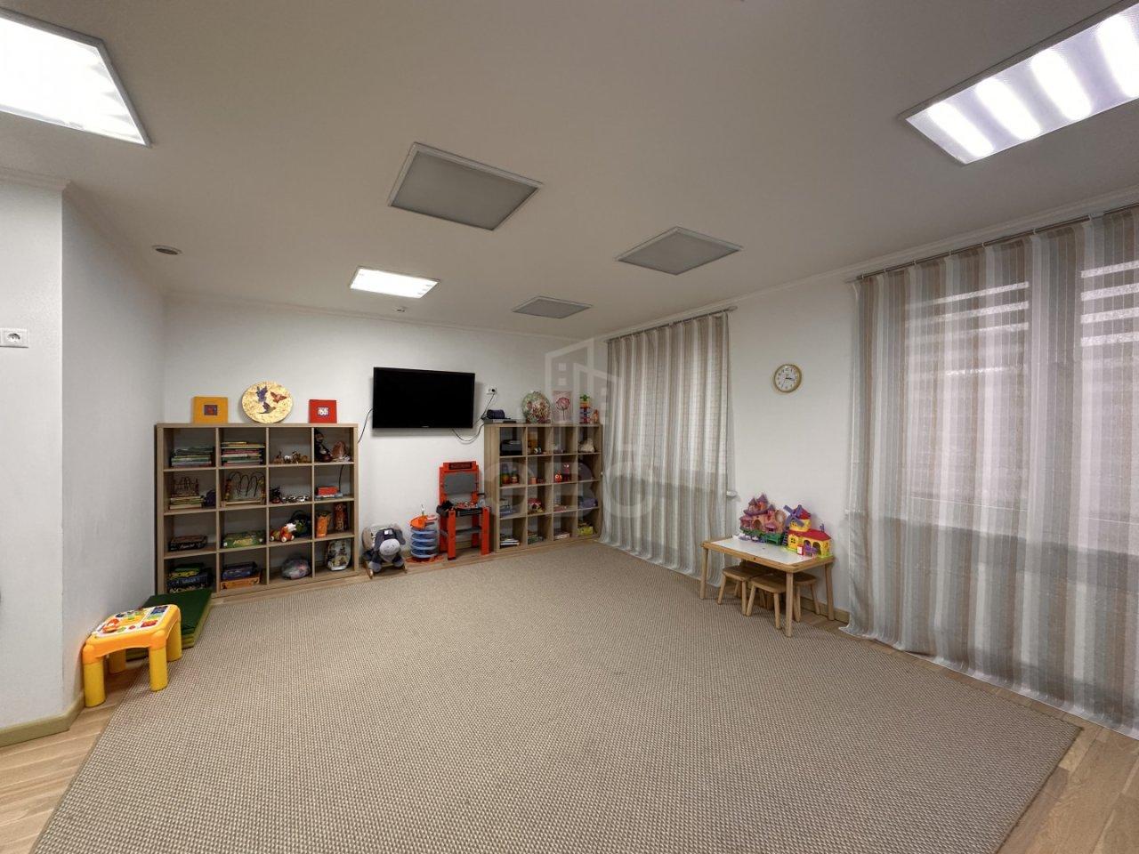 коммерция в Санкт-Петербурге по адресу: Смоленская ул., 11, к 2