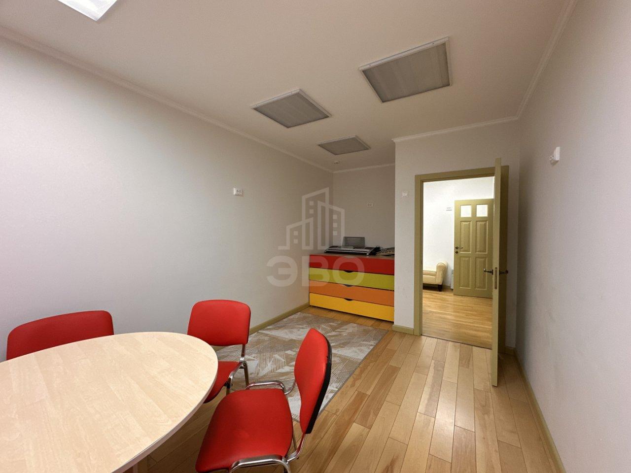 коммерция в Санкт-Петербурге по адресу: Смоленская ул., 11, к 2