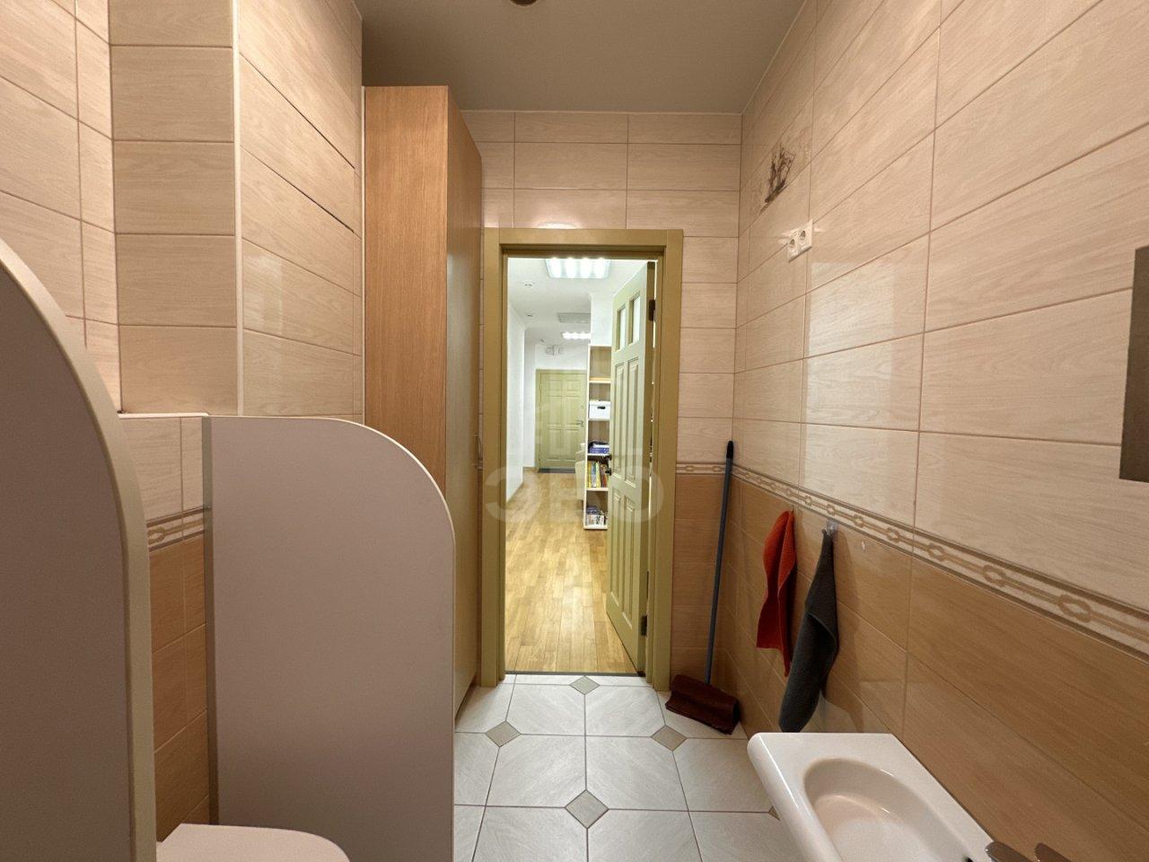 коммерция в Санкт-Петербурге по адресу: Смоленская ул., 11, к 2