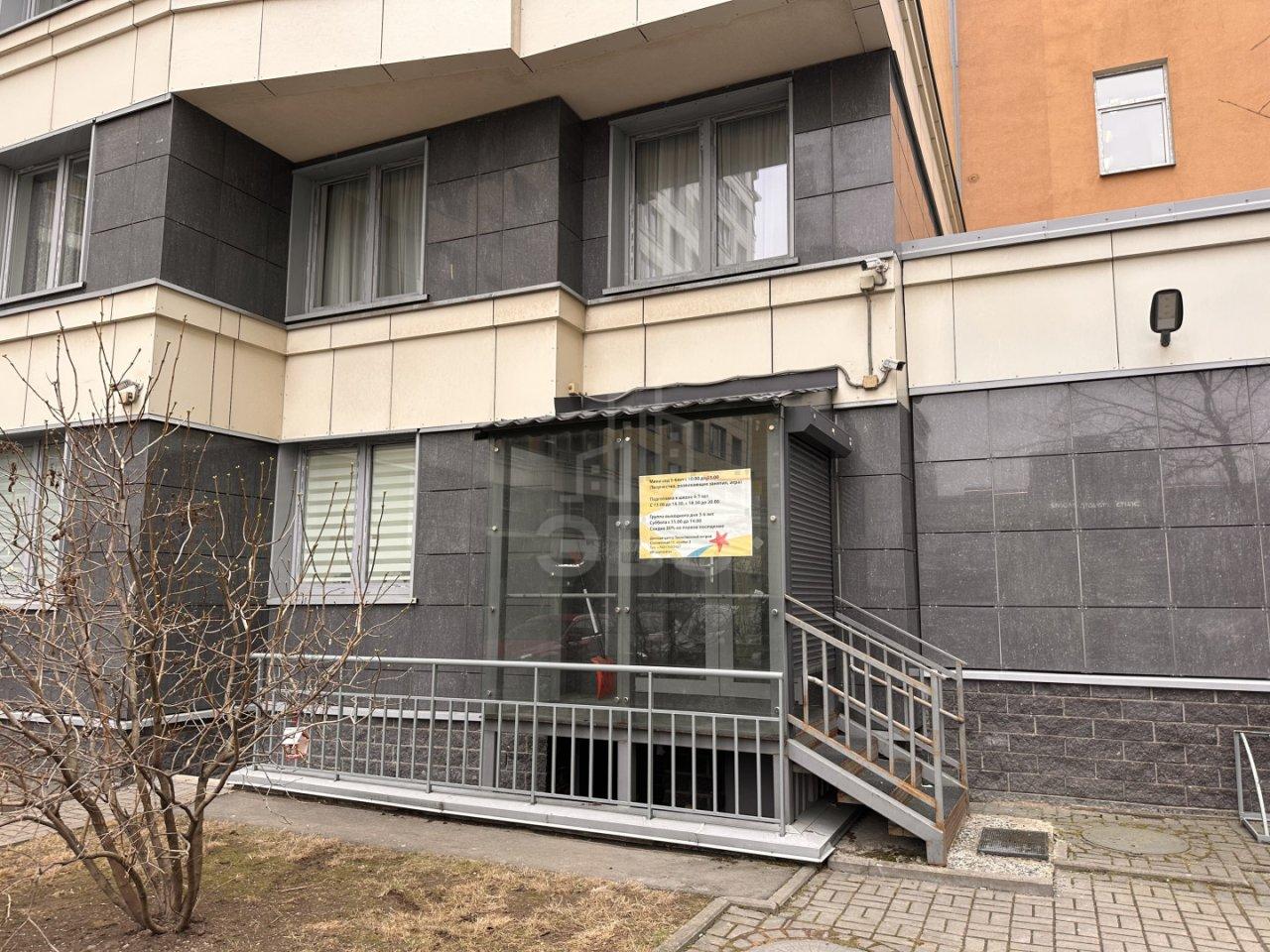 коммерция в Санкт-Петербурге по адресу: Смоленская ул., 11, к 2