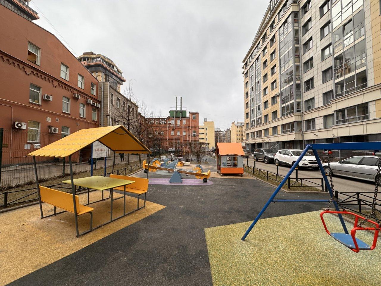 коммерция в Санкт-Петербурге по адресу: Смоленская ул., 11, к 2