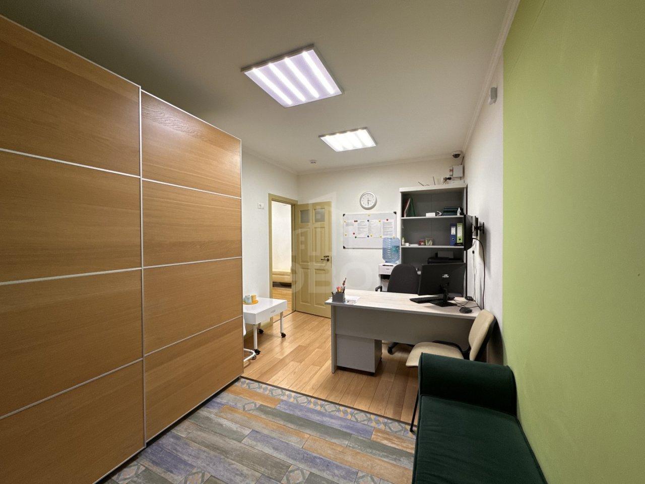 коммерция в Санкт-Петербурге по адресу: Смоленская ул., 11, к 2