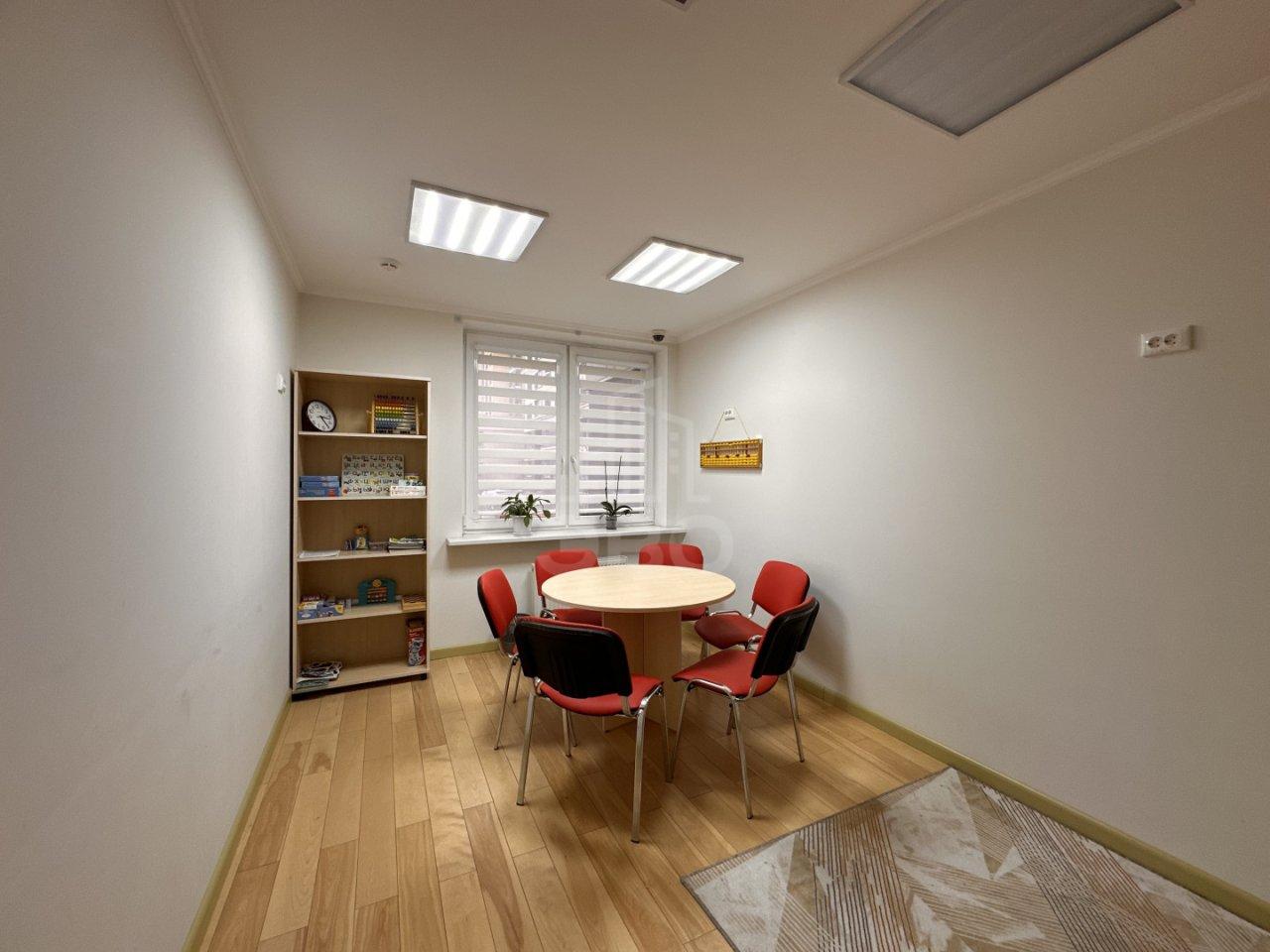 коммерция в Санкт-Петербурге по адресу: Смоленская ул., 11, к 2