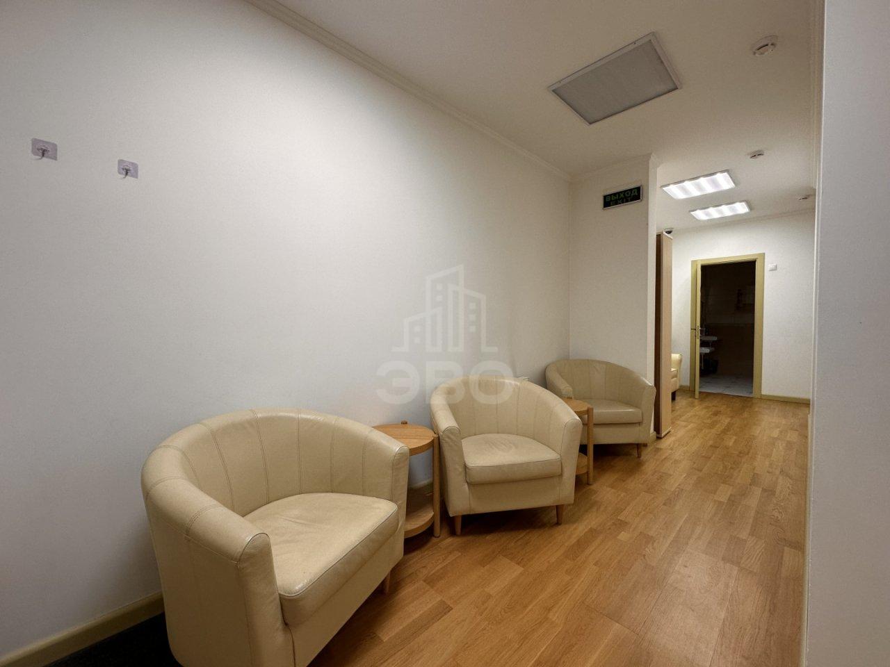 коммерция в Санкт-Петербурге по адресу: Смоленская ул., 11, к 2