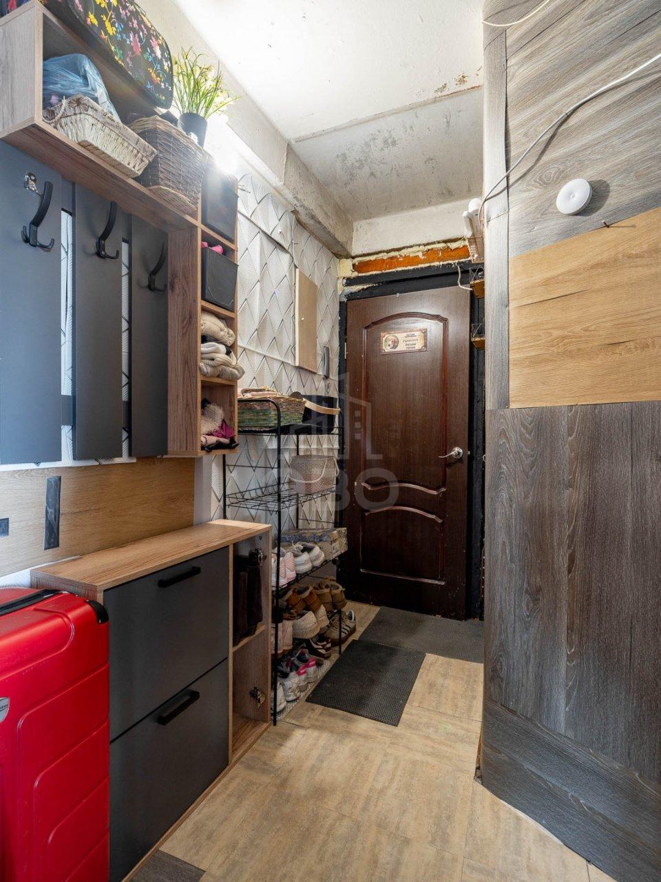 двухкомнатная квартира в Санкт-Петербурге по адресу: Новоизмайловский проспект, 32, к 2