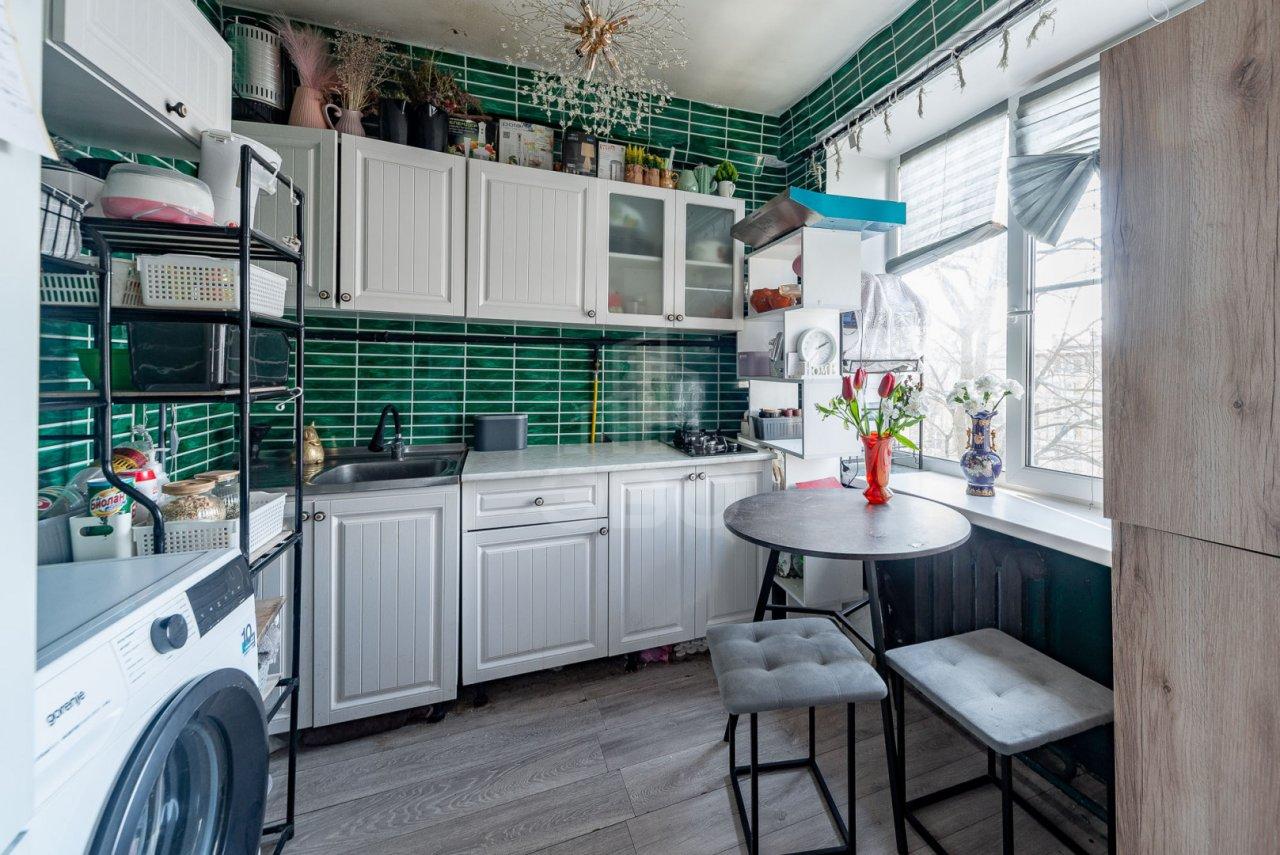 двухкомнатная квартира в Санкт-Петербурге по адресу: Новоизмайловский проспект, 32, к 2